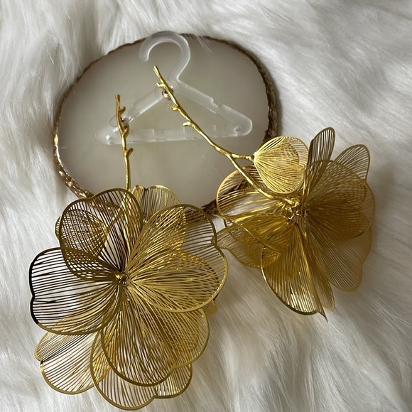 Zara Gold Branch Flower Drop Earrings - Picture 6 of 14